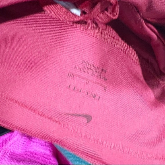 Nike Women's Dri-FIT Run Division Fast Leggings in Berry Red - Picture 6 of 6